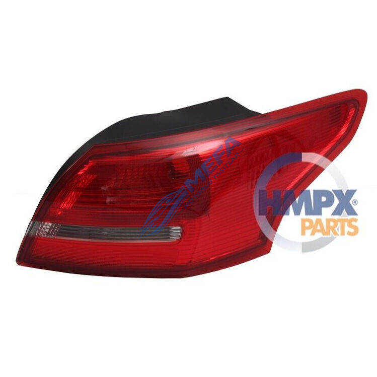 Ford Focus Sağ Dış Stop Sedan 2015-2017